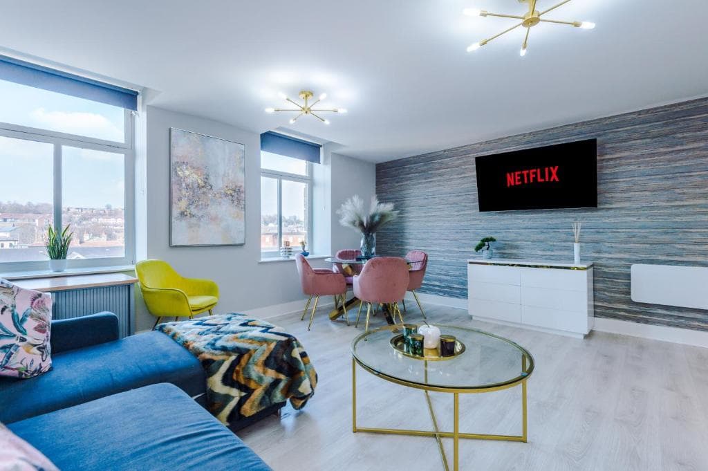 Accommodation at Stunning Executive Apartment - 10 Mins From Leeds in leeds