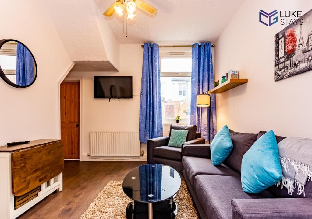 Luke Stay - Union Street