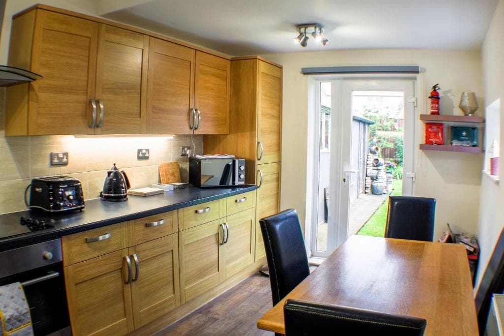 Accommodation at 18 Sea View Close in scarborough