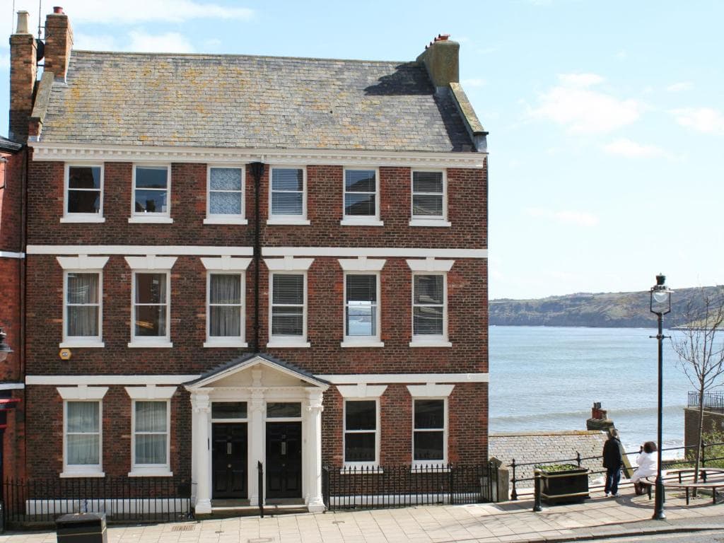 Accommodation at 39 Eastborough - 3 bed in scarborough