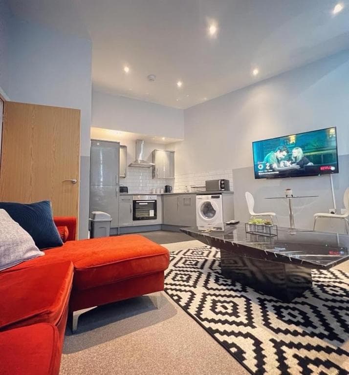 Accommodation at The Law House By The Opulence - Free City Centre Parking in bradford