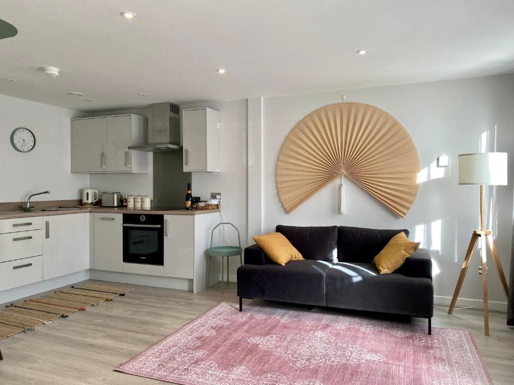 Accommodation at Central (yet tranquil), brand new 2-bed + free parking in york