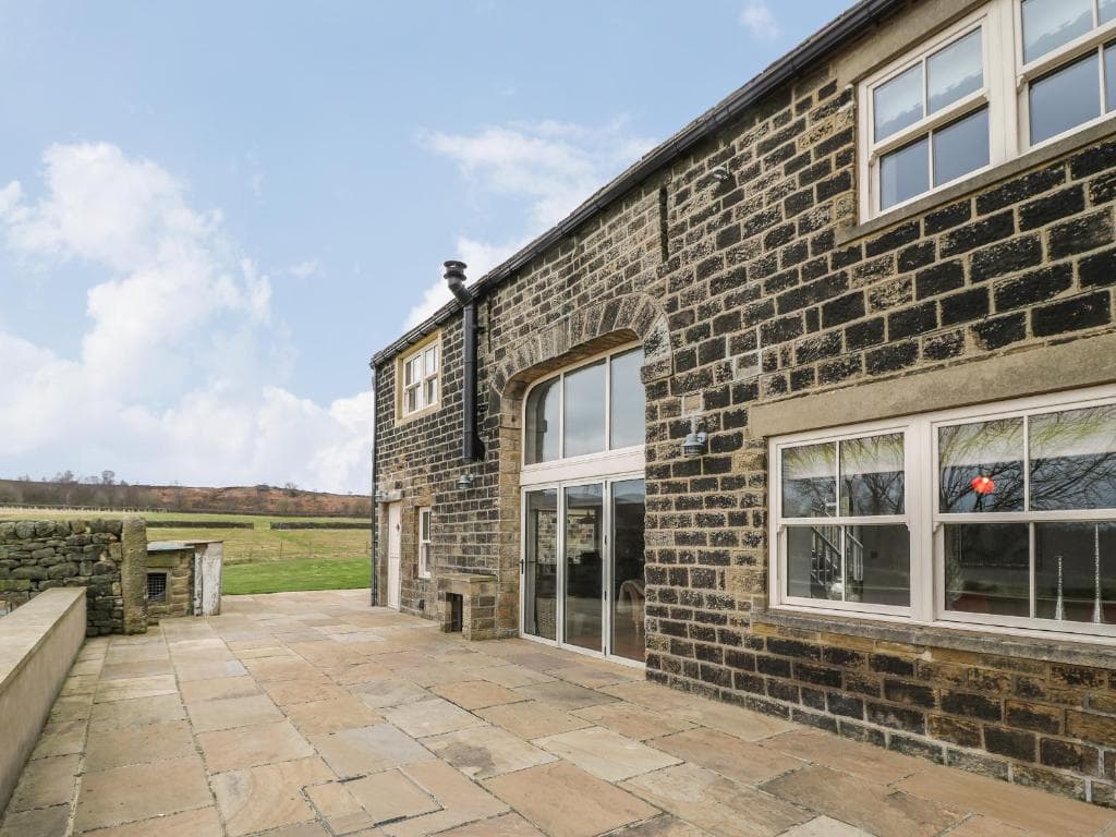 Accommodation at Cotter Barn in keighley
