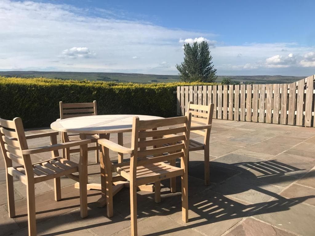 Church View, Aysgarth - modern self contained, with amazing views.