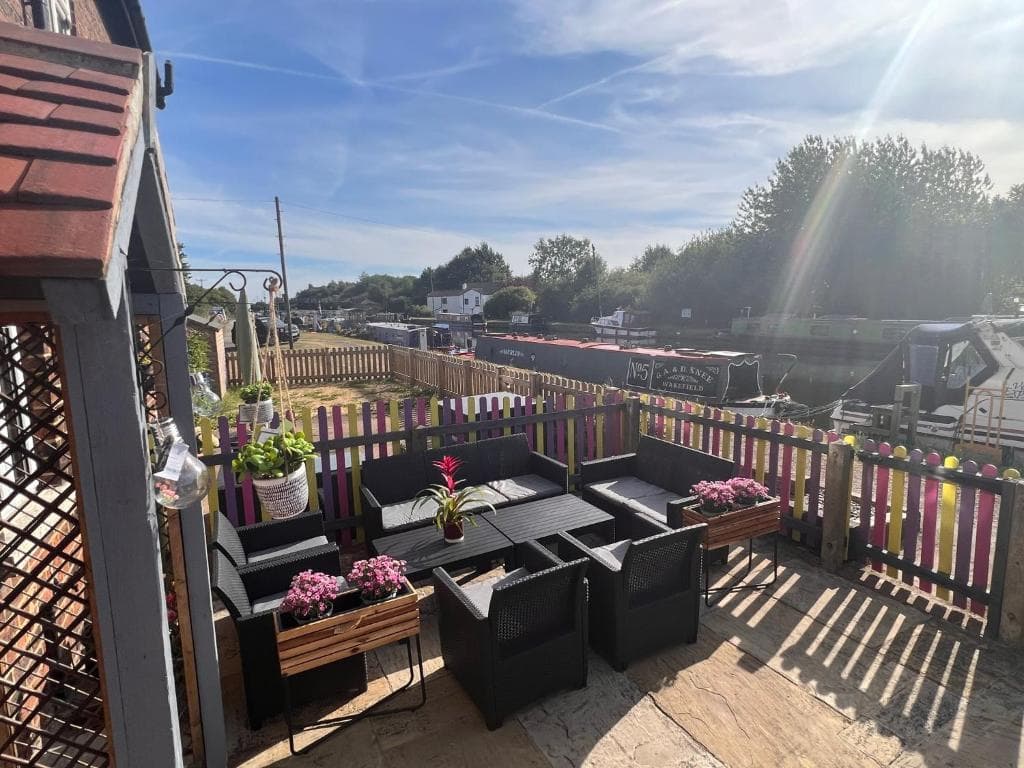 Accommodation at River View Holiday Cottage in Yorkshire in wakefield