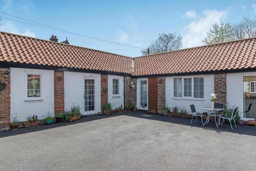 Accommodation at Rambler's Rest, Bridlington in bessingby