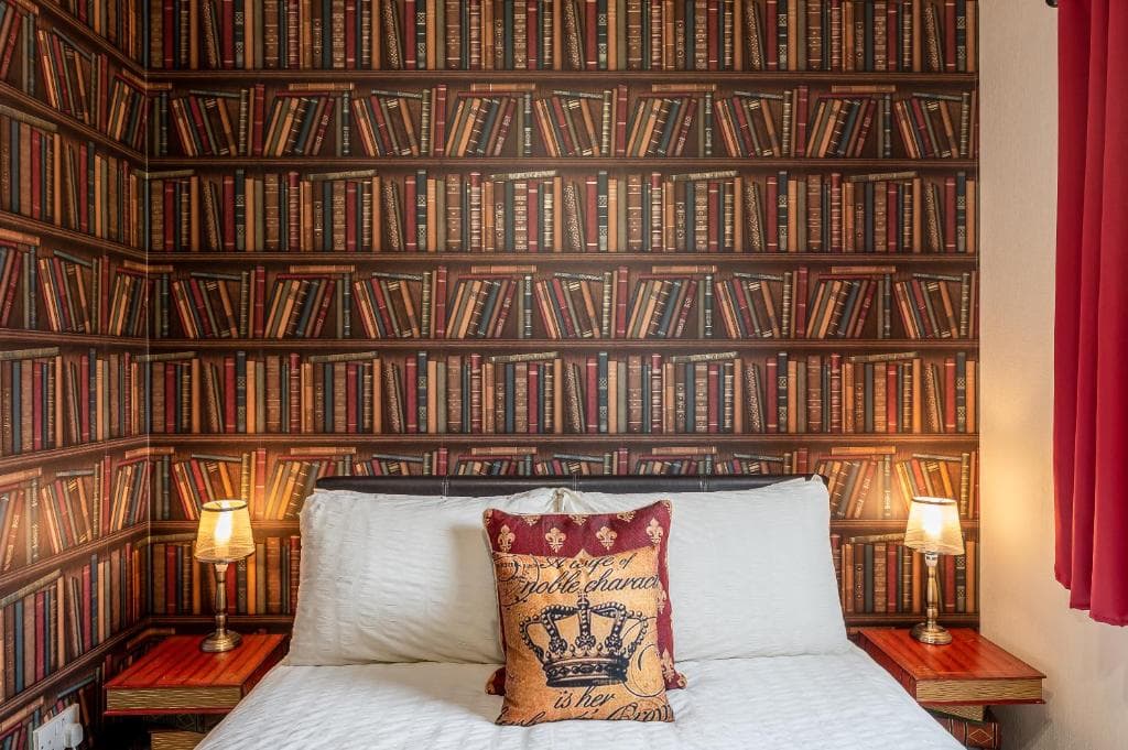 Accommodation at 14 Cloisters walk in york