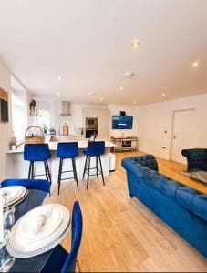 Accommodation at The Hideaway Luxury 5* 2 Bed Garden Apartment in scarborough