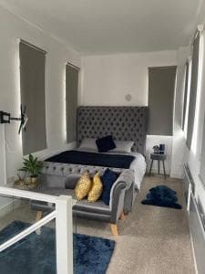 2 Bedroom Luxury Penthouse Apartment