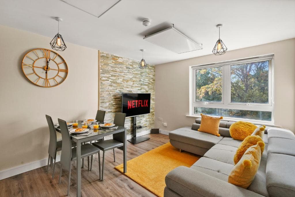 Modern 1 bedroom Catterick Flat w Free Parking