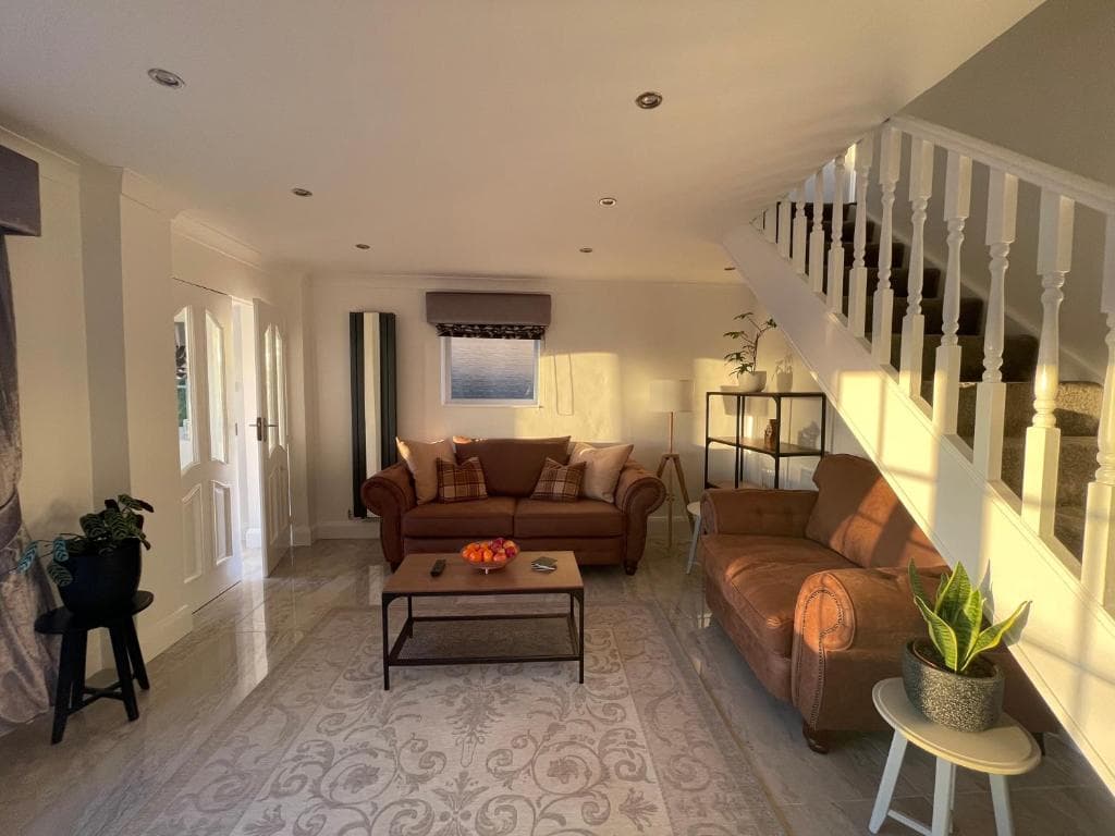 Accommodation at Stunning 3 Bedroom Dutch barn cottage with parking in stockton on tees