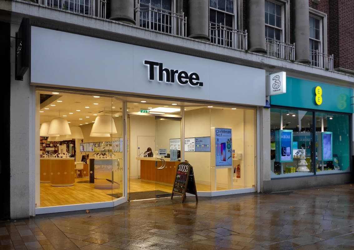 Three - Phone Shops in hull