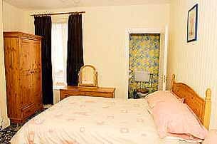 Accommodation at Oakwell House in bridlington railway station