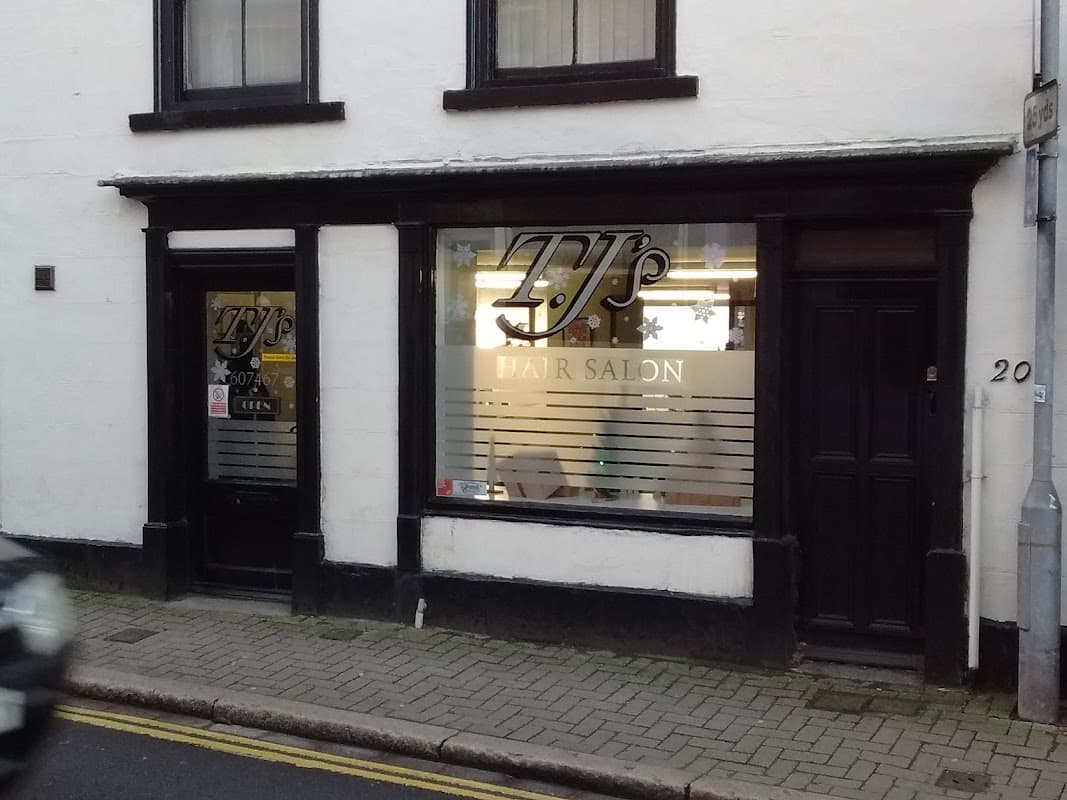 TJ's - Hair Salons in ripon