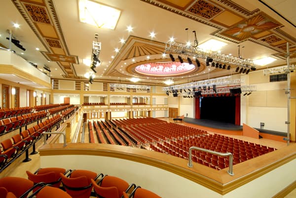 Bridlington Spa - Theatre, Concerts, Plays Image 3