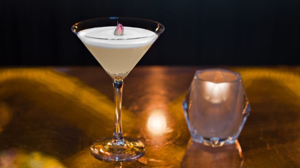 Dirty Martini Image 4