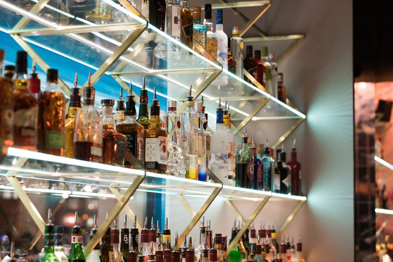 Dirty Martini Image 5