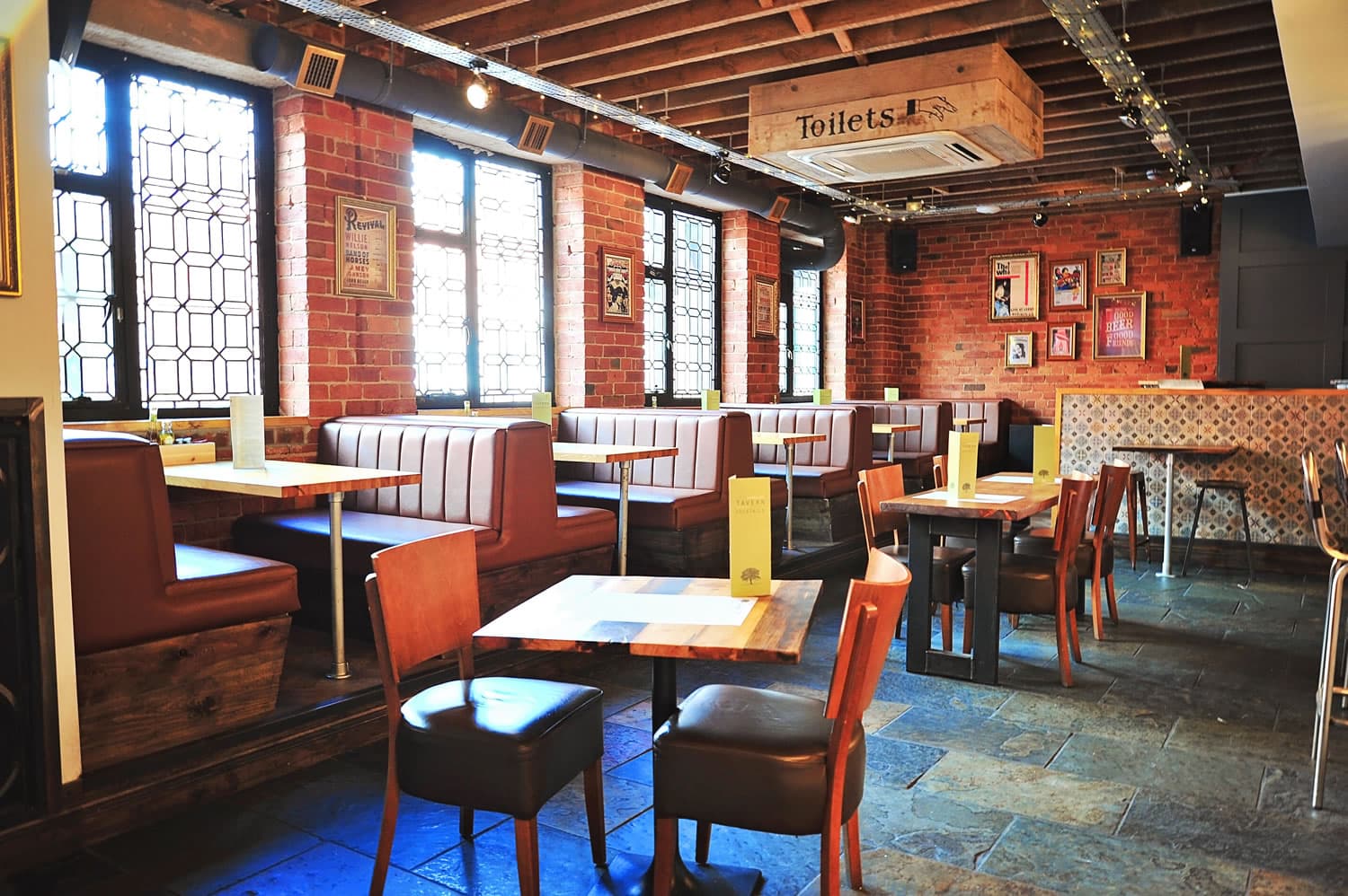 Parkside Tavern Image 5