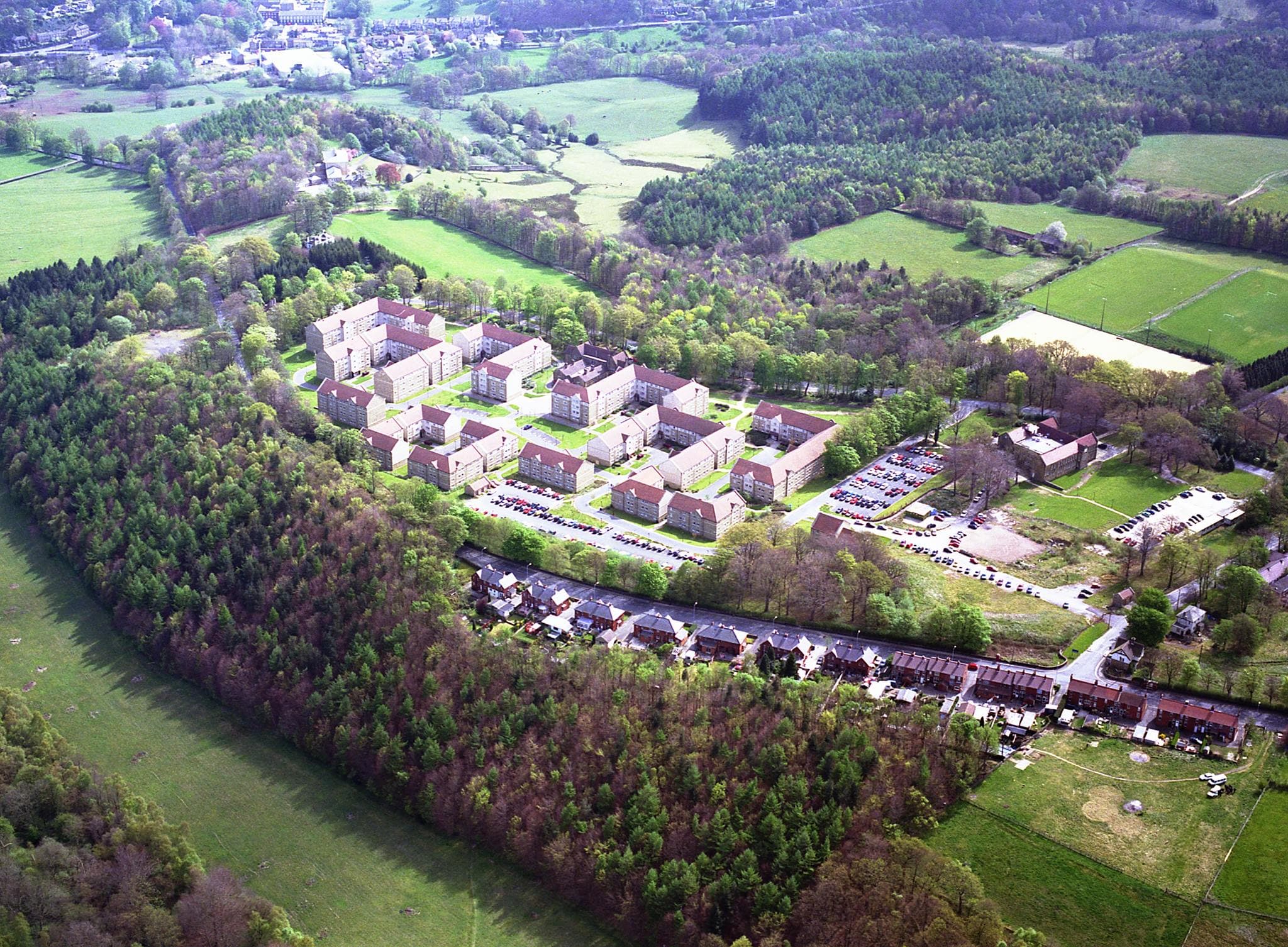 Storthes Hall Park Image 2