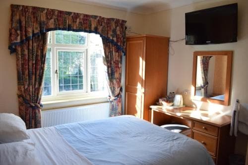 Clifton Bridge Guesthouse Image 2