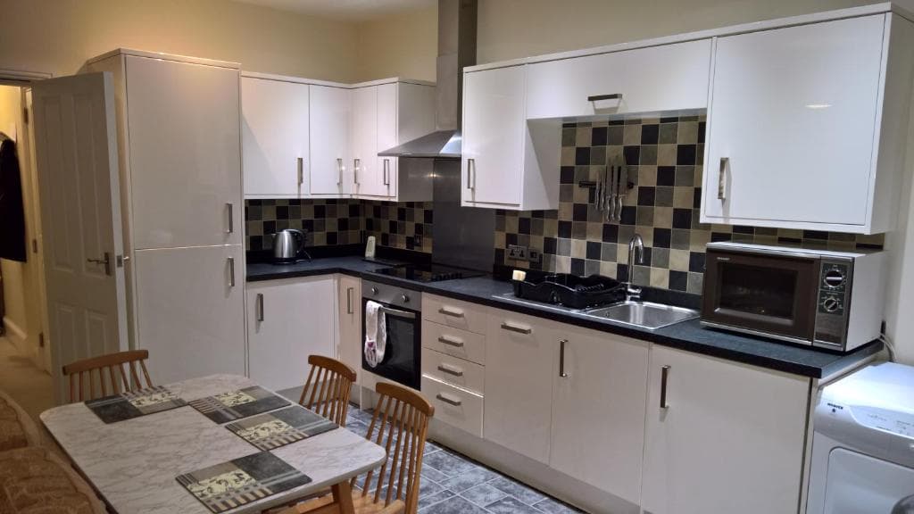 13 Princess Royal Terrace Image 2