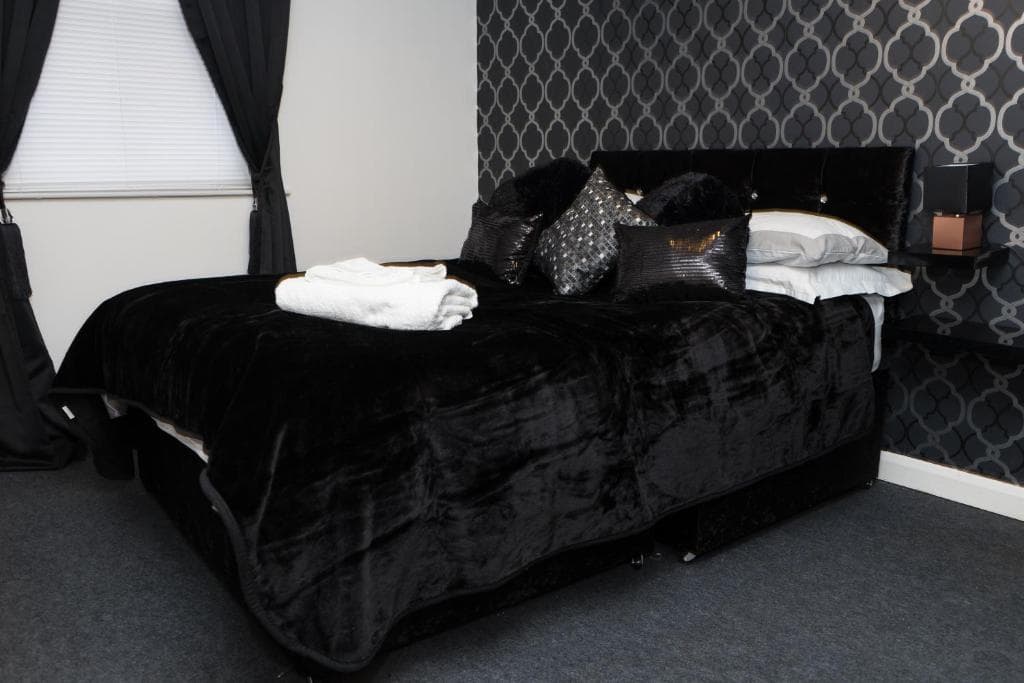 Hullidays - Theatre Side Apartment Image 3