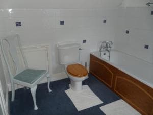 Big Sky Guest House- ROOM ONLY Image 3