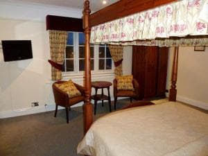 Blacksmiths Arms Inn Image 1