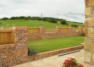 Stable Cottage Image 1