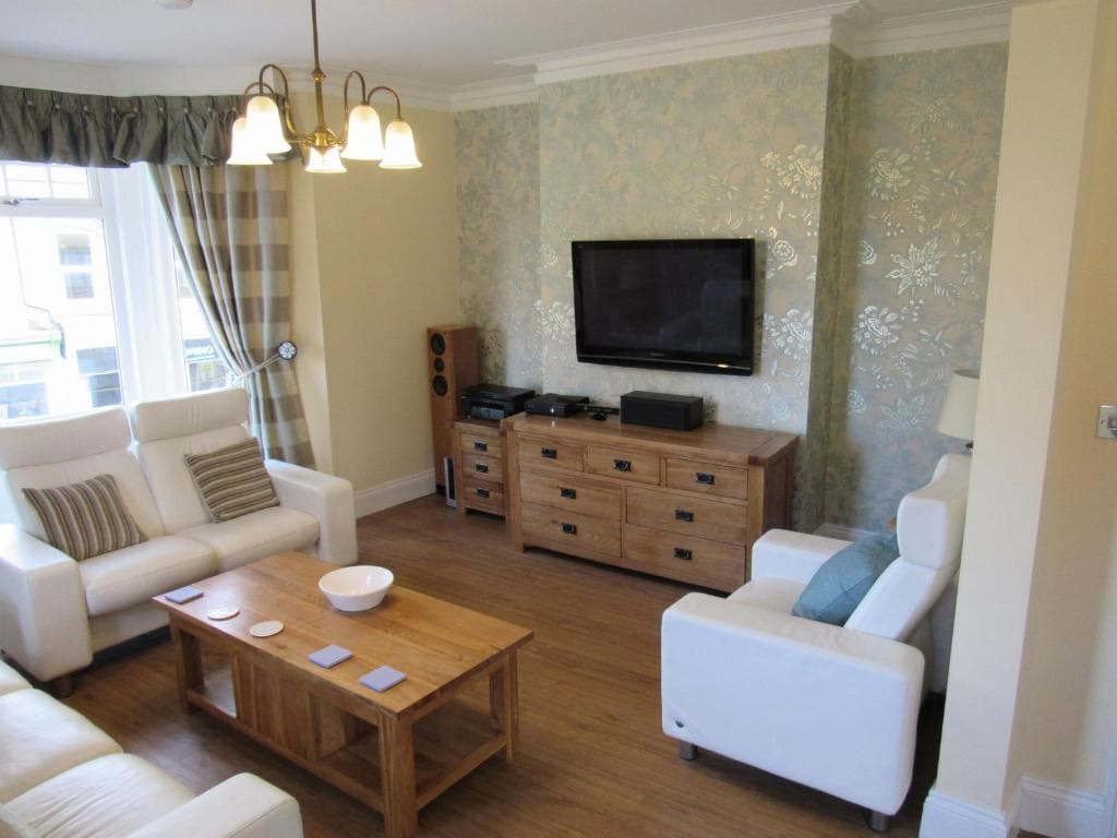 Barwick Street Image 1