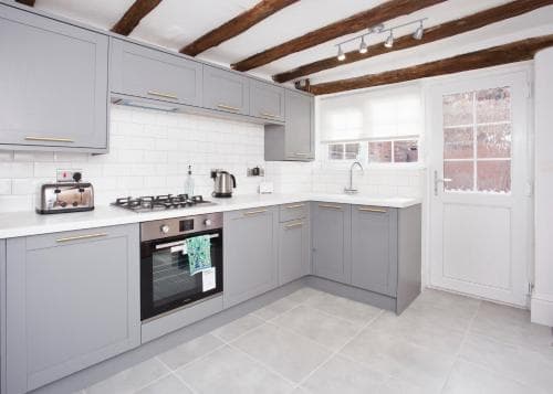 The Mount Hideaway with Hot Tub Image 3