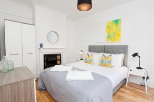 The Mount Hideaway with Hot Tub Image 2