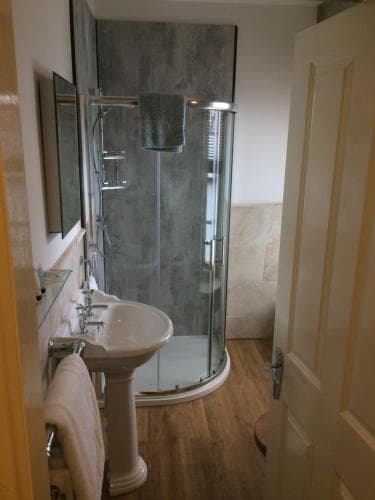 The Black Swan Inn Image 2