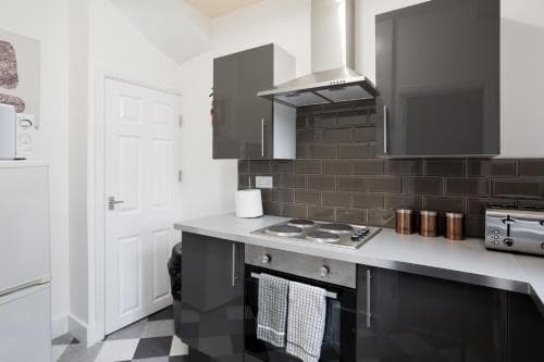 Avenfield Apartments Image 3