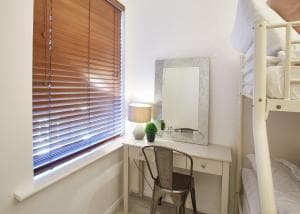 Host & Stay - Pearl Apartment Image 9