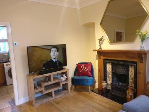 Falconer Street Image 6