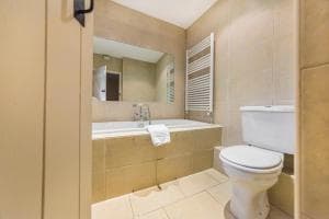 Griffin Cottage Image 1