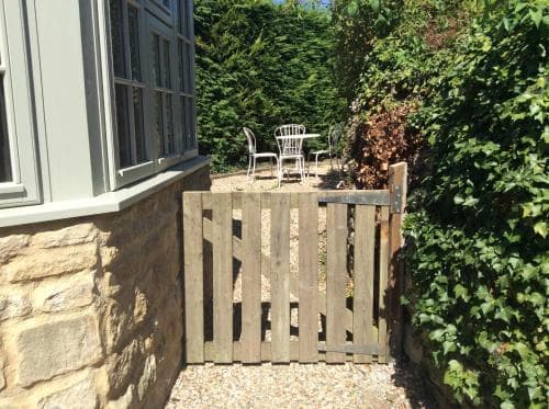 Annex Fishers Yard Image 2