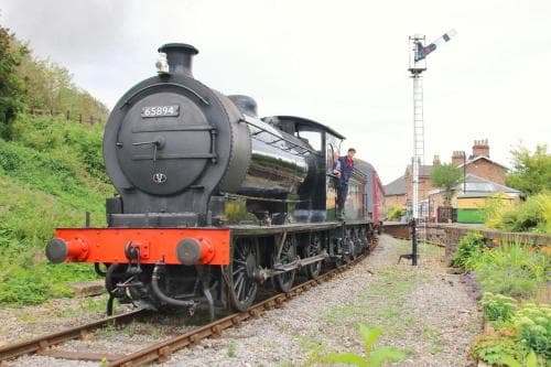 Wensleydale Glamping Pods Image 1
