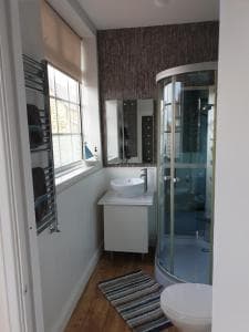 The Beach Hut Image 3