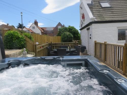 CyanaCottages Ropery Cottage Image 2