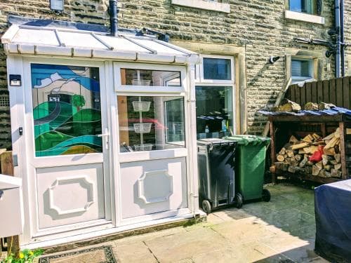 No. 42 - Three Bedroom Image 3