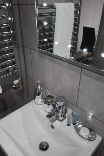 Halifax House, Studio Apartment 213 Image 3