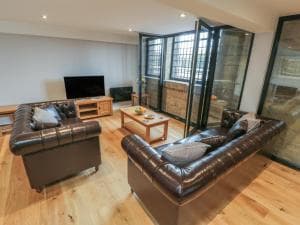 Tornado Engine Shed Image 2