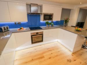 Blue Peter Engine Shed Image 4