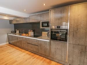 Mallard Engine Shed Image 2