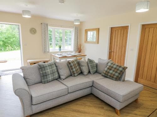 Ryedale Country Lodges - Willow Lodge Image 3