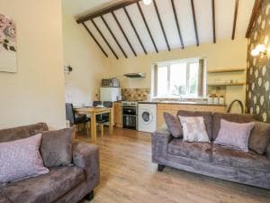 Lupin Cottage Image 2