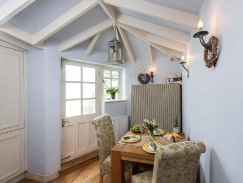 Cobbles House Image 2