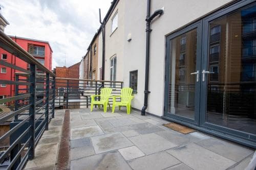 HU1 City Centre Hub (sleeps 6) Image 2